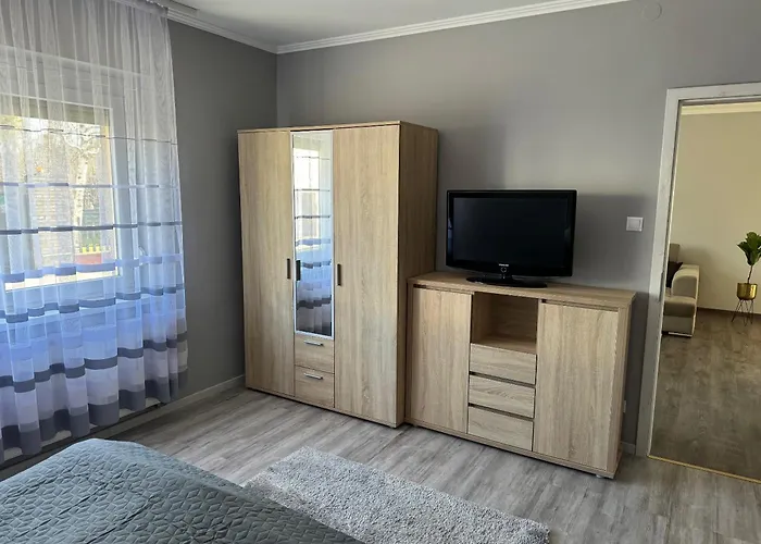 Apartman Zsike Vendeghaz Tolna