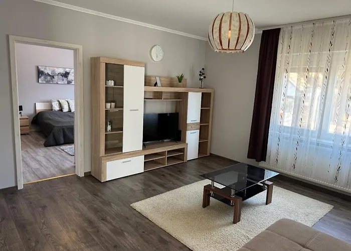 Zsike Vendeghaz Apartament